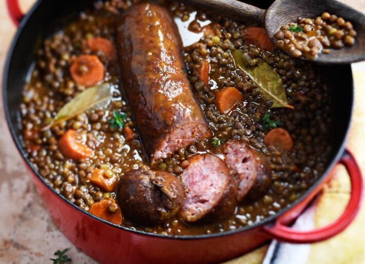 Lentilles et saucisses de Morteau
